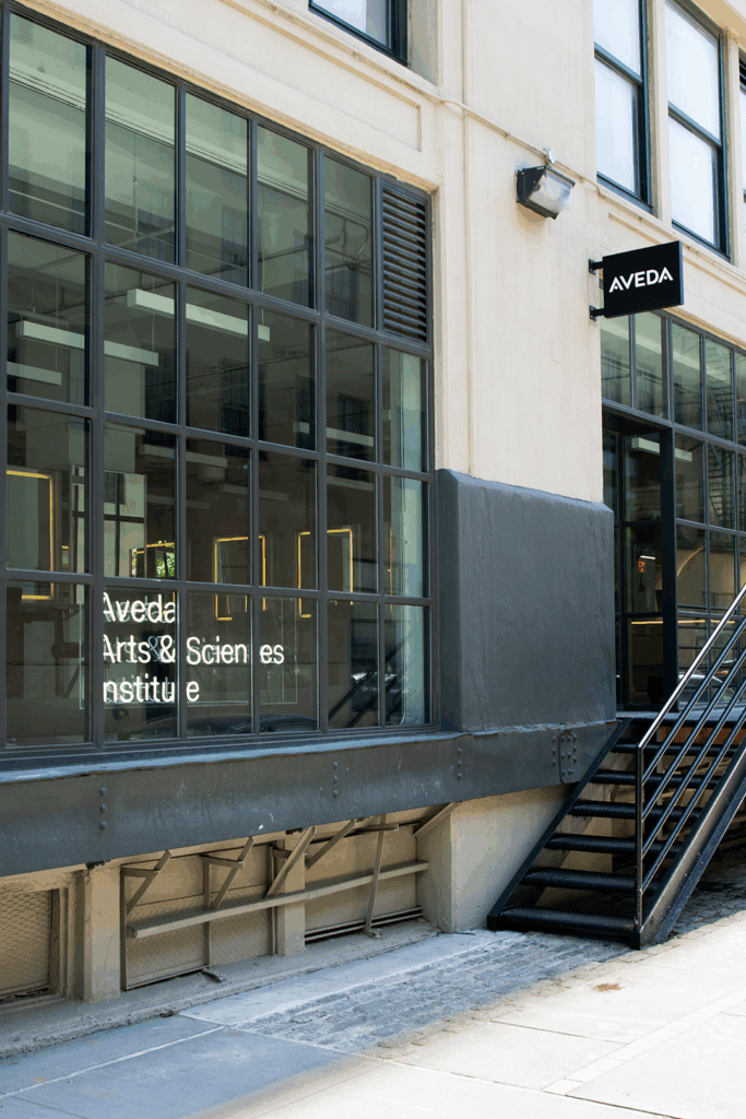 Guest Services At Aveda Arts New York